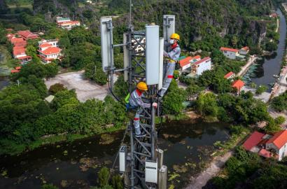 Băng Tần 900 MHz: Chìa Khóa Mở Rộng Phủ Sóng 4G, 5G và Tác Động Đến Thị Trường Bất Động Sản Việt Nam