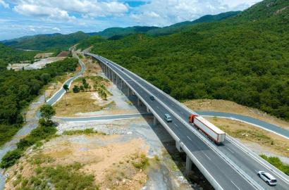 Đề xuất xây dựng cao tốc Đức Hòa - Mỹ An toàn bộ cầu cạn: Cơ hội và thách thức cho thị trường bất động sản vùng Tây Nam Bộ