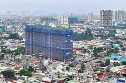 Giá căn hộ TP HCM và Bình Dương tăng mạnh cuối năm 2025: Cơ hội và thách thức cho nhà đầu tư bất động sản