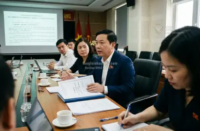 Quy Định Mới Về Giấy Khám Sức Khỏe Trong Hồ Sơ Cấp Giấy Phép Lao Động Và Tác Động Đến Thị Trường Bất Động Sản Việt Nam
