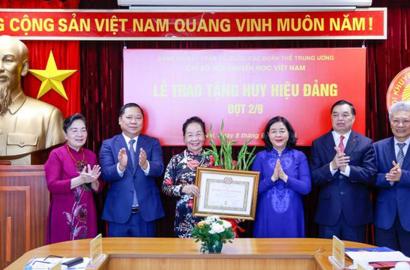 Ý Nghĩa Huy Hiệu 45 Năm Tuổi Đảng và Tác Động Đến Phong Trào Khuyến Học Trong Bối Cảnh Phát Triển Bất Động Sản Việt Nam 2026